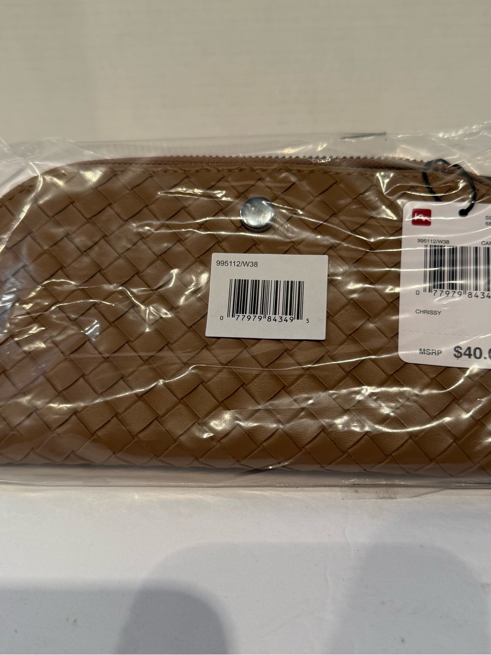 Women’s Mundi Woven Zip wallet brand new in packaging